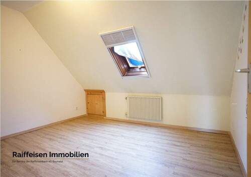 Raiffeisenstraße 22 - 