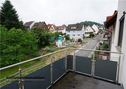 Raiffeisenstraße 25 - 