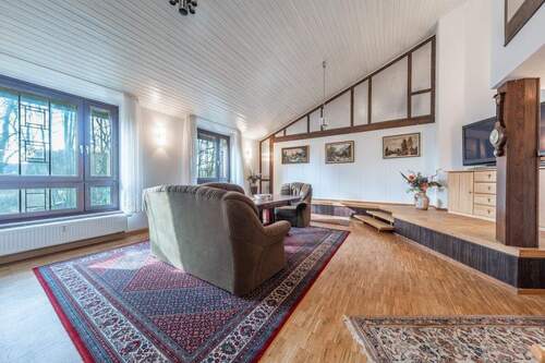 mit Zugang zur nächsten Wohneinheit - 