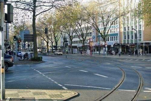 Außenansicht - 2 Zimmer Mehrfamilienhaus, Wohnhaus zum Kaufen in Mülheim an der Ruhr