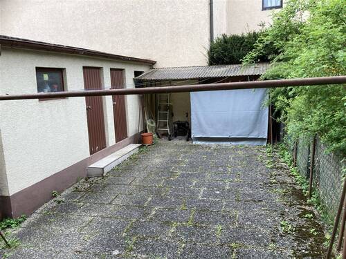 Hof Bild 1 - 