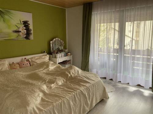 schlafen Bild 1 - 3 Zimmer Etagenwohnung in Stuttgart