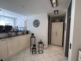 Küchendiele mit Blick ins Wohnzimmer - 