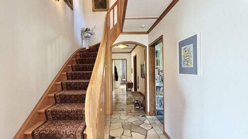 Treppenaufgang/Flur - 