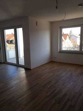 Wohn-Essbereich1.JPG - 3 Zimmer Etagenwohnung in Röthenbach an der Pegnitz