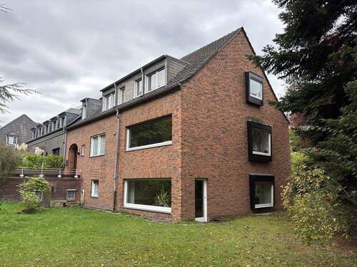 Seitenansicht - Mehrfamilienhaus, Wohnhaus mit 199,70 m&sup2; in Krefeld zum Kaufen