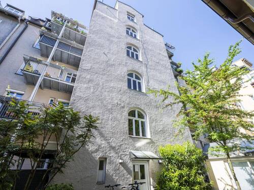 Hausansicht Hinterhof - 