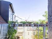 Blick vom Balkon - 4 Zimmer Etagenwohnung zum Kaufen in München