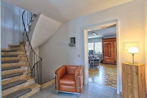 Empfangsdiele - 5 Zimmer Doppelhaushälfte zum Kaufen in Gauting