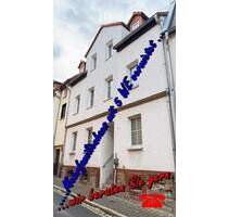 ++++ Mehrfamilienhaus innerstädtisch mit keinem Grundstück , komplett vermietet ++++ in Schmölln ++++