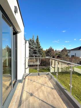 Balkone 1 OG 1 - 2 Zimmer Etagenwohnung in Berlin