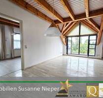 Schönes Domizil mit Stil, Charme und Dachterrasse in Solingen Höhscheid