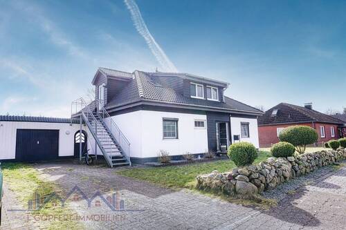 Zur Einliegerwohnung - 