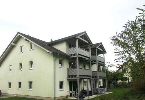 2025-09-17 052 bear - Hausansicht Garten.JPG - Ein behagliches und gepflegtes Zuhause mit Flair - 3 Zimmer-Wohnung in Wasserliesch zu verkaufen - ca. 91 m² - grenznah zu Luxemburg