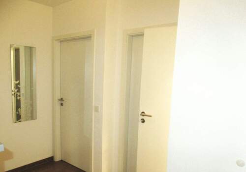 Blick in einen Teilbereich des Flures.JPG - Etagenwohnung mit 91,00 m² in Wasserliesch zum Kaufen