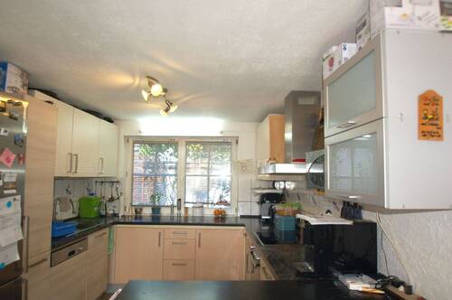 Einbauküche - 1 Zimmer Mehrfamilienhaus, Wohnhaus in Neustadt an der Weinstraße