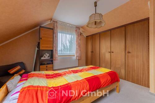 Schlafzimmer 2.1 - 
