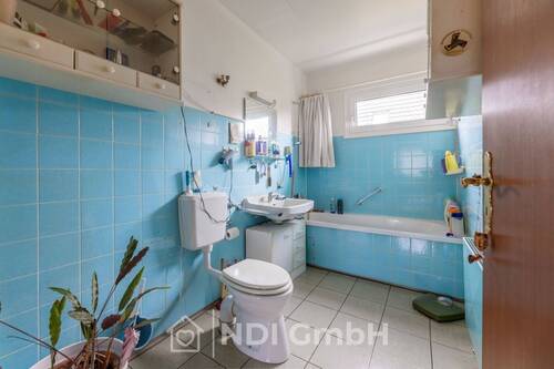 Badezimmer 1.1 - 