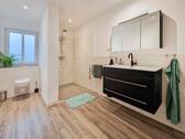 Badezimmer EG rechts - 
