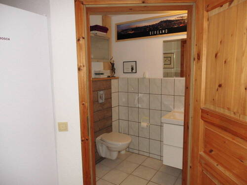 Gästetoilette EG Hauptwohnung - 