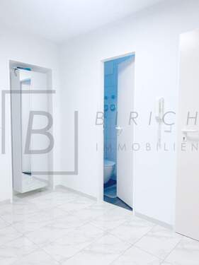 18. Garderobe - 