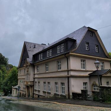 Bild 1 - Büro- und Geschäftshaus in der sächsischen Kreisstadt Schwarzenberg sucht neuen Nutzer