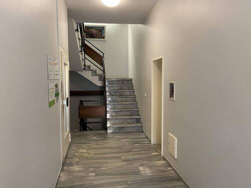 Treppenhaus - 1 Zimmer Büro in Krefeld