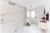 Gäste-WC + Dusche - 