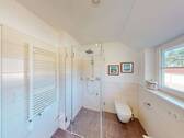 Tageslicht-Duschbad im Dachgeschoss - 