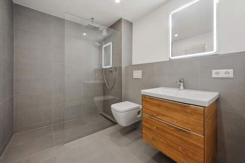 Traumbad - 2 Zimmer Etagenwohnung zum Kaufen in Dettenhausen