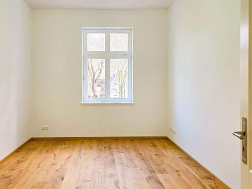 Helle Zimmer - Etagenwohnung mit 141,60 m&sup2; in Leipzig zum Kaufen