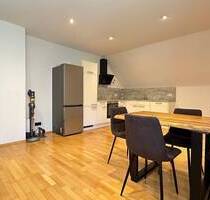 80 M² WOHNUNG MIT 2 KFZ-STELLPLÄTZEN UND GARTEN IN METTLACH-SAARHÖLZBACH! - Mettlach / Saarhölzbach