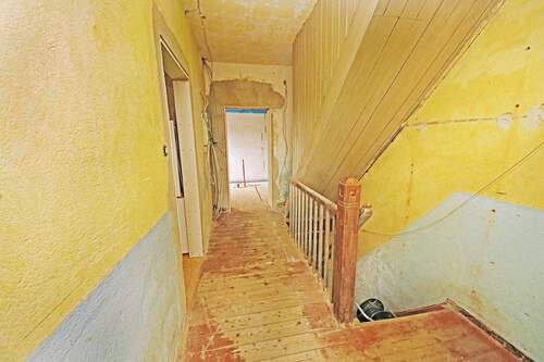 Flur- / Treppenbereich im OG - 