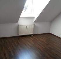 3-Zimmer-Dach Wohnung in ruhiger Wohnlage in AltenstadtWN - Altenstadt a.d.Waldnaab