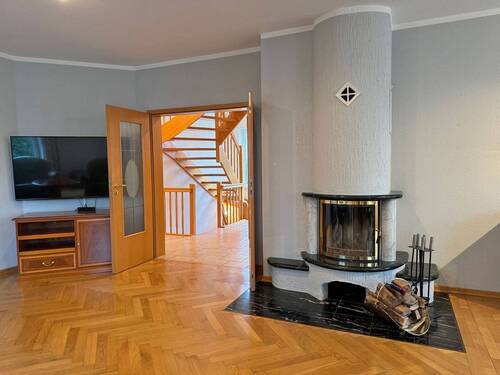 Kamin im Wohnzimmer - 1 Zimmer Einfamilienhaus in Graal-Müritz