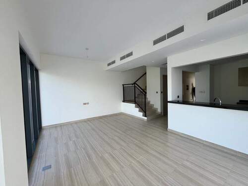 Bild 2 - 5 Zimmer Mehrfamilienhaus, Wohnhaus zum Kaufen in Dubai