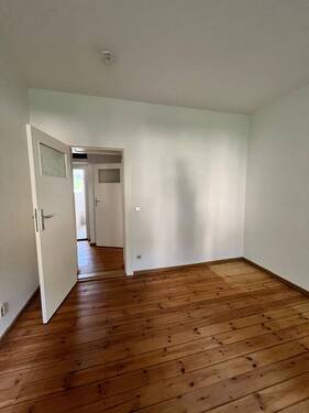 Wohnzimmer - Etagenwohnung mit 44,00 m&sup2; in Berlin zum Kaufen