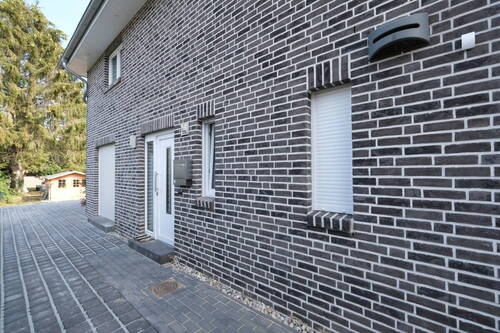 Hauseingang - 4 Zimmer Doppelhaushälfte zum Kaufen in Hamburg