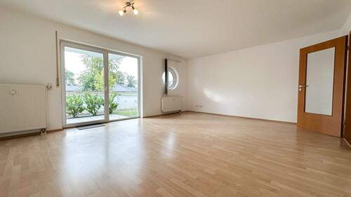 Wohnzimmer Ansicht 1 - 2 Zimmer Etagenwohnung zur Miete in Lüdenscheid