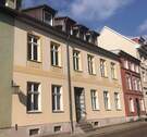 Haus Straßenseite - Etagenwohnung mit 57,00 m&sup2; in Stralsund zur Miete