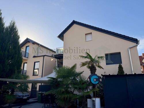 Außenansicht Haus hinten - *** Attraktives Mehrfamilienhaus mit möglicher Erweiterung ***