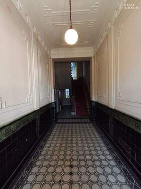 Durchgang von Vorderhaus zum Hinterhaus - 