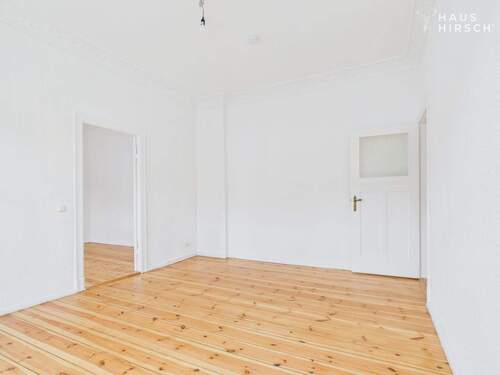 Zimmer 1 - 2 Zimmer Etagenwohnung in Berlin