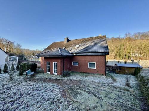 Außenansicht - 6 Zimmer Einfamilienhaus zum Kaufen in Vlotho