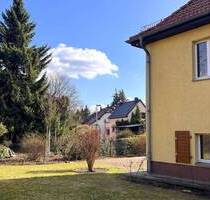 ***Charmante Doppelhaushälfte mit 65 qm Ausbaureserve im Dach und viel Platz für IHRE Kreativität*** - Berlin Französisch Buchholz