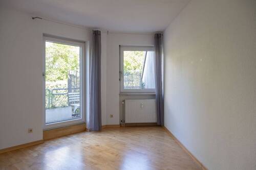 Bild 3 - 4 Zimmer Etagenwohnung in Saarbrücken