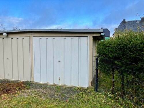 Seitliche Garage - 