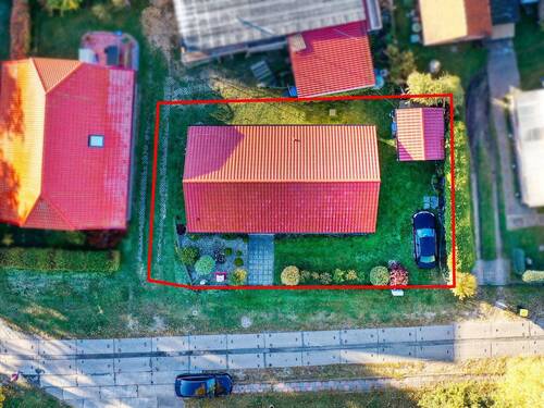 Die Liegenschaft von oben - 