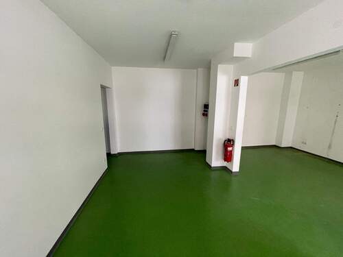 20230424_104058696_iOS.jpg - Büro in Nürnberg zur Miete