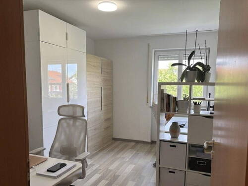Zimmer 2 - Etagenwohnung mit 95,00 m&sup2; in Hohenbrunn zum Kaufen